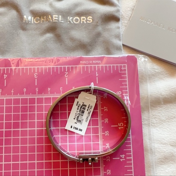 Brand NEW Michael Kors Bracelet with Tags - Picture 4 of 4